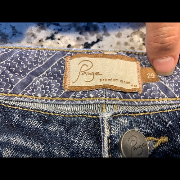 Flattering high quality. - Picture 4 of 4